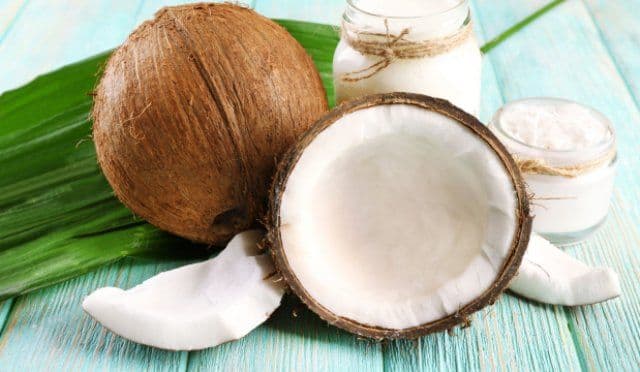 Nucile de cocos, bune pentru inimă și prevenirea diabetului