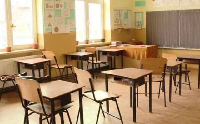 Doi copii din Dorohoi confirmați cu COVID-19. Clasele în care învățau și-au suspendat cursurile