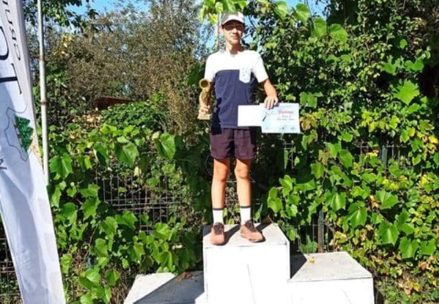 Un alt rezultat notabil pentru tânărul Tudor Prisacariu: Locul 1 la Turneul de Tenis „Cupa Orhideea” P. Neamț - FOTO