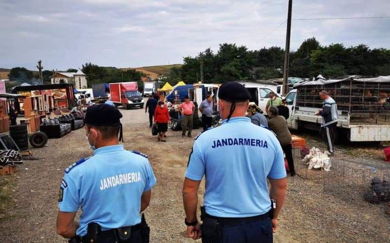 Jandarmii botoșăneni continuă acțiunile de verificare privind respectarea măsurilor de prevenire cu Sars Cov-2