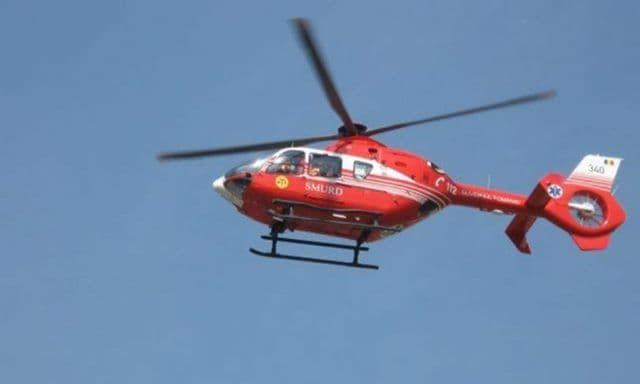 Bărbat din Dorohoi diagnosticat COVID 19, preluat de urgență de elicopterul SMURD 