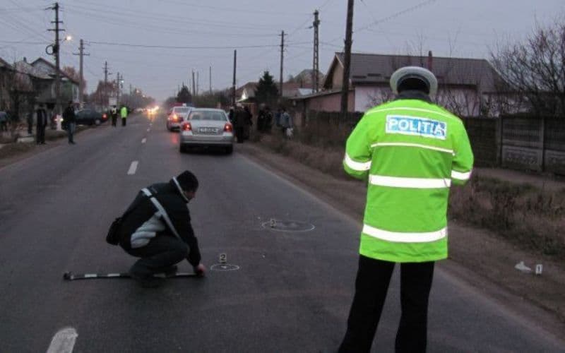 ACCIDENT: Și-a băgat colegul în spital după o manevră imprudentă