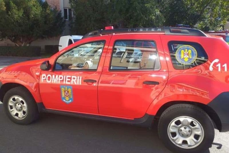 Dorohoienii sunt sfătuiţi de POMPIERI, cu portavocea: Purtați corect masca!