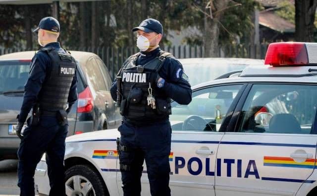 Minora de 14 ani a fost găsită de polițiști. Mama acesteia a fost sancționată