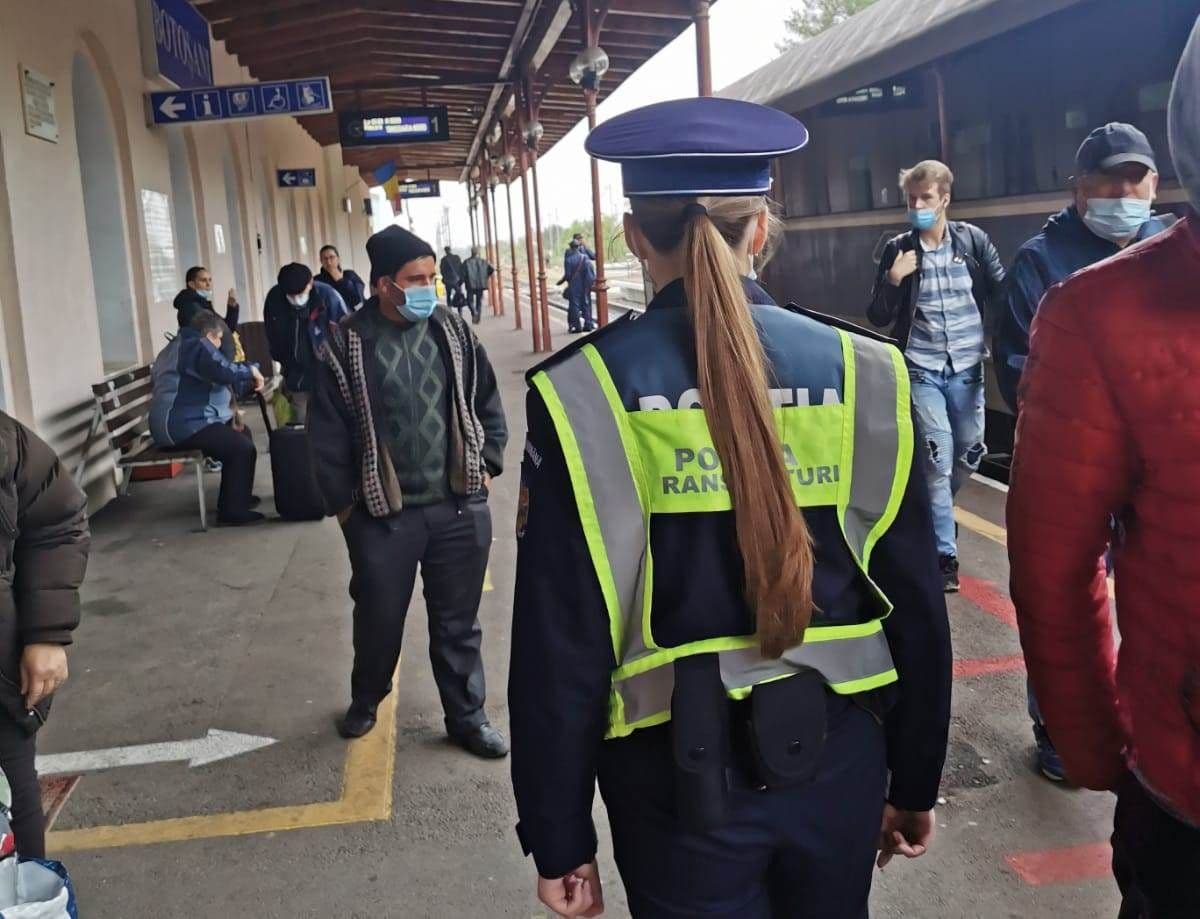 Siguranță pentru călători. Echipe de control, prezente în trenuri - FOTO