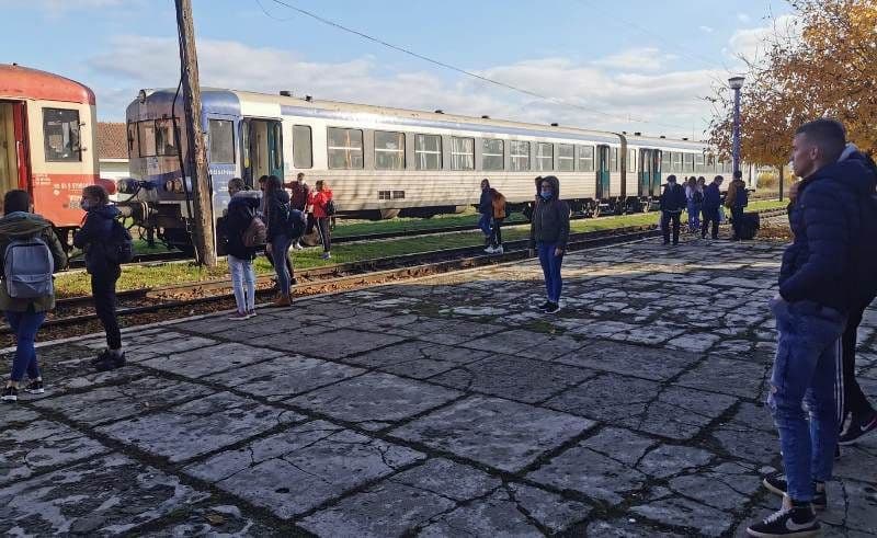 Controale în trenuri! S-a lăsat cu amenzi pentru cei care nu au purtat mască – FOTO