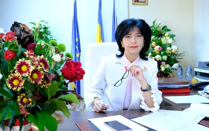Îi rog pe botoșăneni să vină la vot pe 6 decembrie pentru a le arăta liberalilor că nu îi pot opri să facă schimbarea! Guvernarea PNL-USR-PLUS e mai p