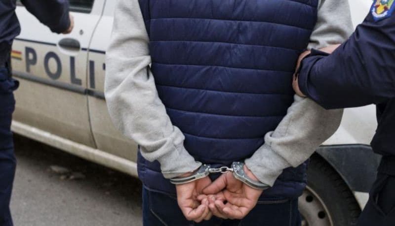 Tânăr reținut pentru furt. A sustras bunuri dintr-o locuință din Darabani