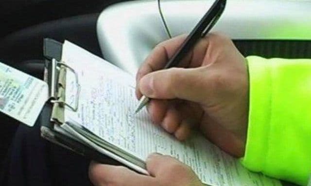 Amendă usturătoare pentru o persoană care a refuzat să poarte mască de protecţie în interiorul unei societăți comerciale