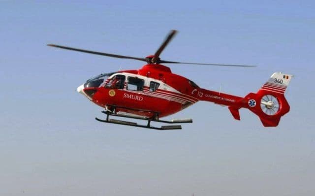 Elicopter SMURD chemat urgent la Botoșani pentru un copil de 13 ani cu un corp străin în bronhie
