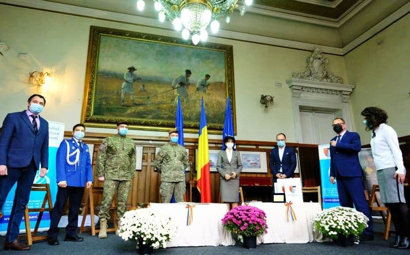 Diplome aniversare oferite de Ziua Veteranilor în semn de recunoștință - FOTO