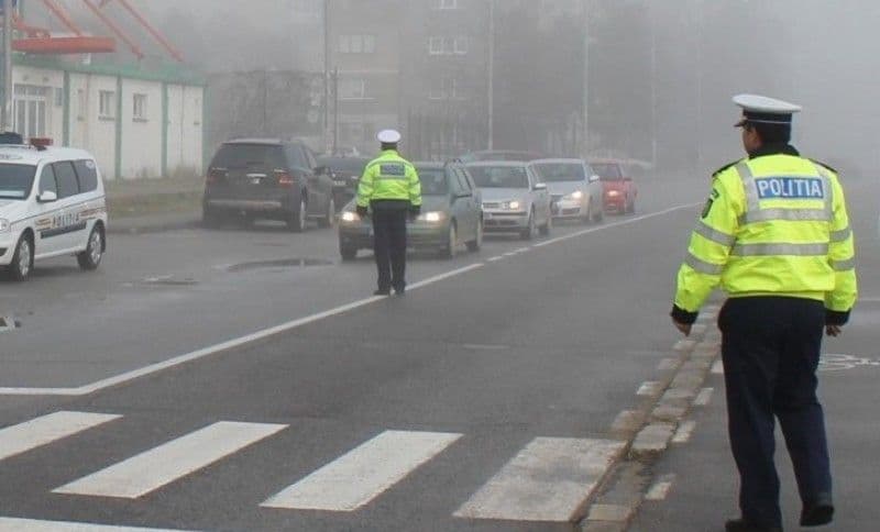 Poliţiştii au dat amenzi în valoare de 18.500 de lei pentru încălcarea măsurilor de prevenire a pandemiei
