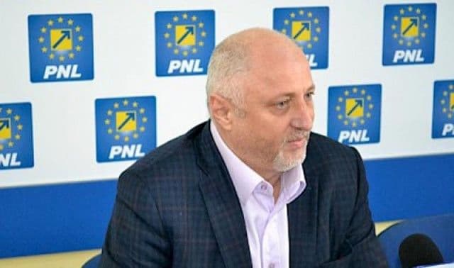 Costel Șoptică, PNL Botoșani: Facem un apel la decență și la respectarea memoriei celor trecuți la cele veșnice și a durerii familiilor îndoliate