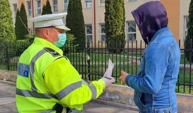 Amenzi pentru cei care refuză să poarte mască: 69 de persoane amendate în ultimele 24 de ore