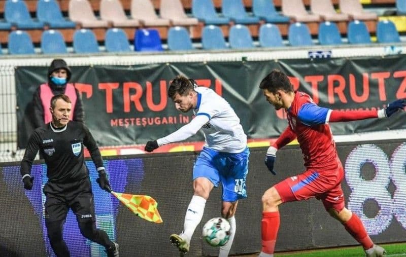 FC Botoșani a remizat cu Universitatea Craiova. Geam spart după o reacție nervoasă a lui Marius Croitoru