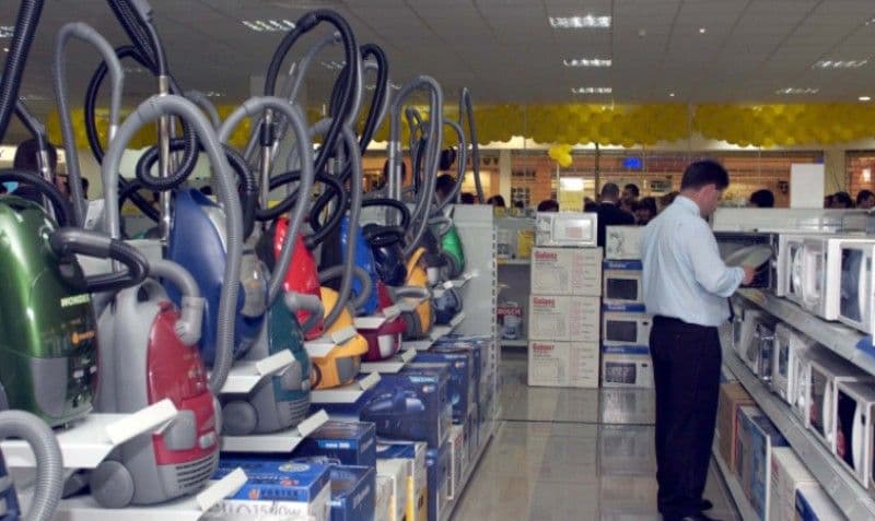 Programul Rabla pentru electrocasnice: Ce reducere primeşti dacă schimbi televizorul, laptopul sau maşina de spălat