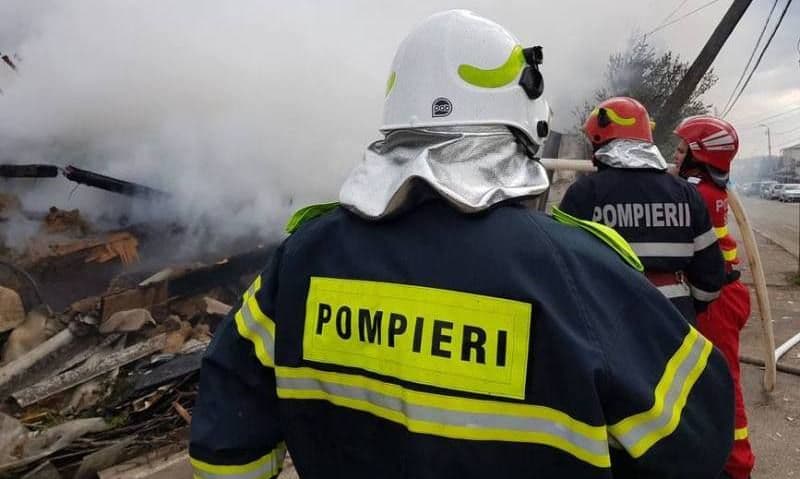 224 misiuni ale pompierilor botoșăneni, în minivacanța de 1 Decembrie