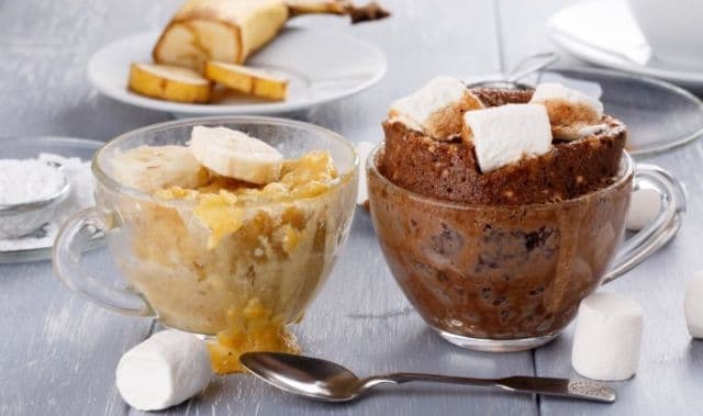Prăjitură la cană cu banane
