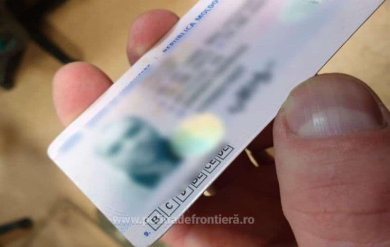 Moldovean prins, în vama Stânca, cu permis de conducere fals pe care l-a cumpărat cu 50 de euro