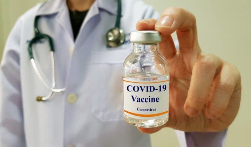 Dr. Rafila ne zice clar ce români au interzis să facă vaccinul anti-COVID-19