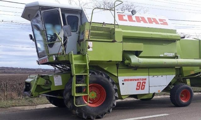 Utilaj agricol neînmatriculat, depistat pe drumurile publice3