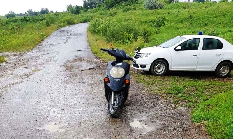 Depistat conducând un motoscuter, deși nu avea acest drept1