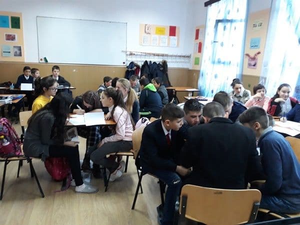 activitate scoala braesti 02