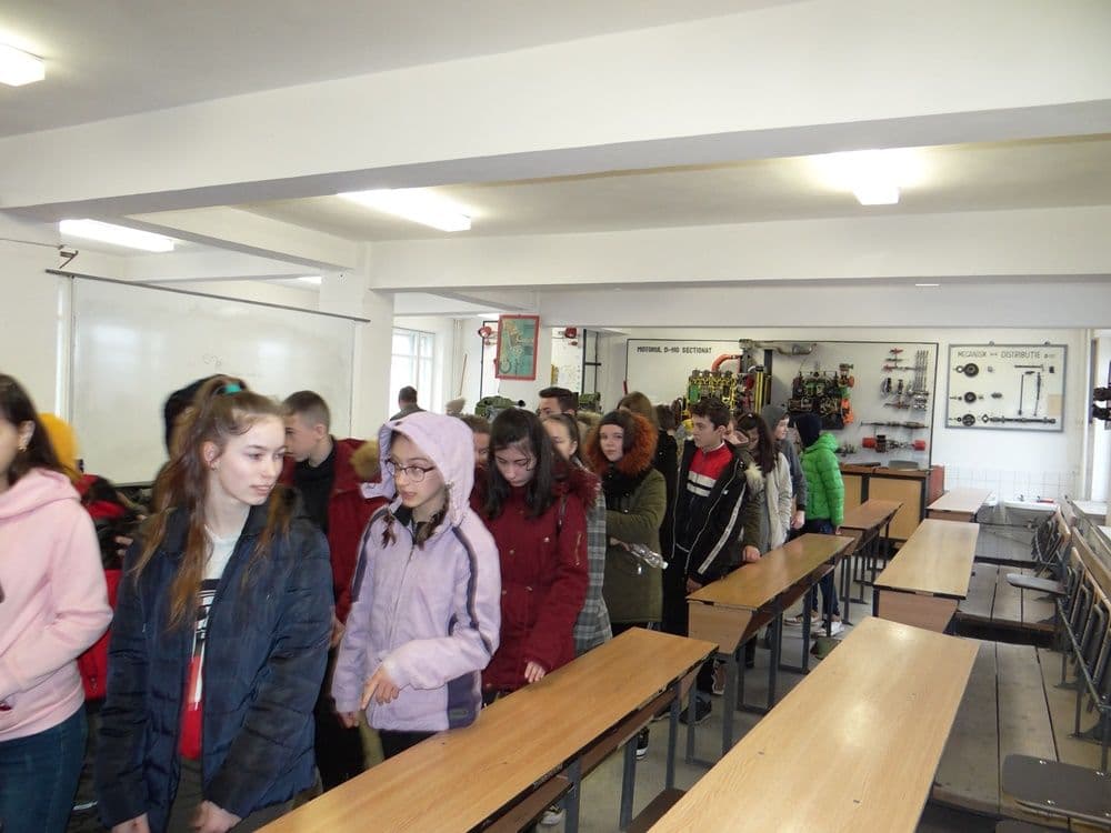 ziua nationala a meseriilor 16