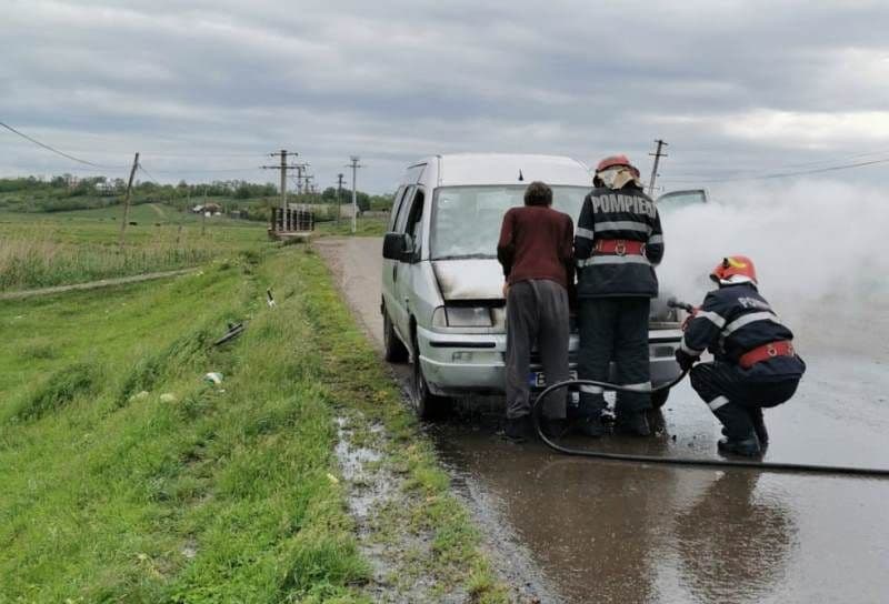 incendiu auto