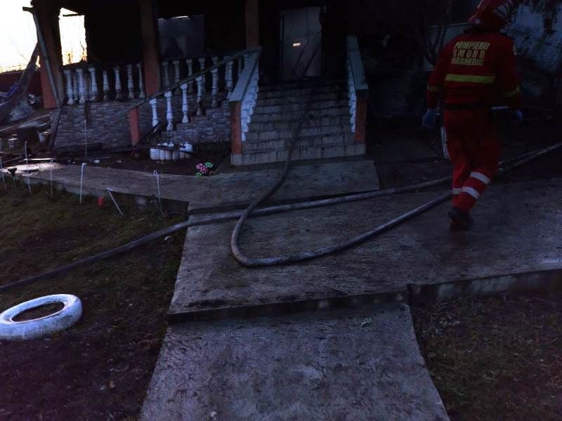 Incendiu (4)