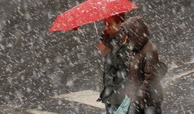 Administraţia Naţională de Meteorologie a emis o avertizare de precipitații și vânt puternic 