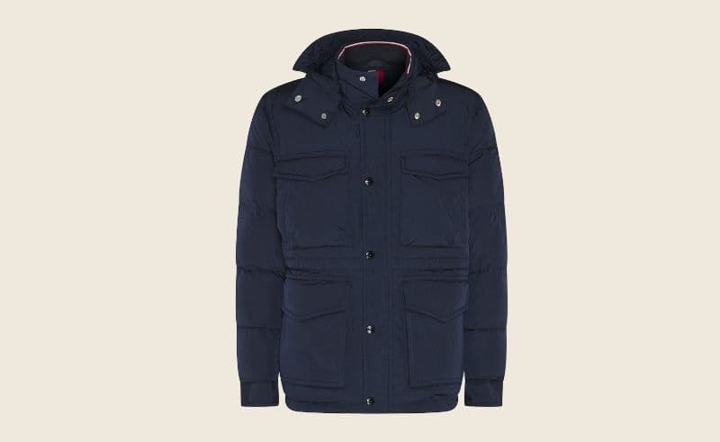 5 piese esențiale pentru un look cool în sezonul rece