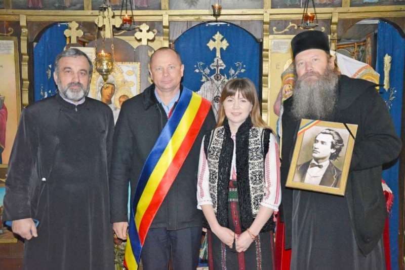 Dor de „Luceafărul poeziei românești” - FOTO