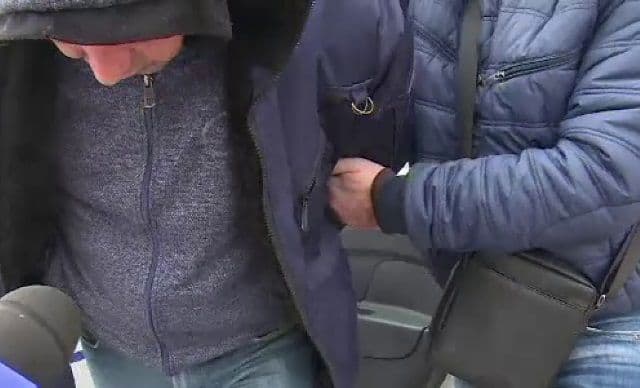 Tânăr luat pe sus și dus direct în penitenciar pentru lovire sau alte violențe