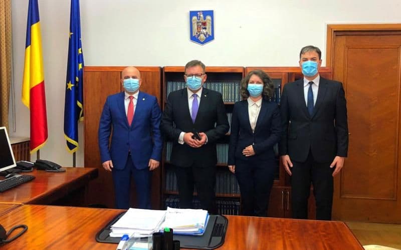 Alexandra Huțu: „77.514 de copii din județ au dreptul la alocații majorate! Am semnat, alături de colegii mei parlamentari de la PSD Botoșani, amendam