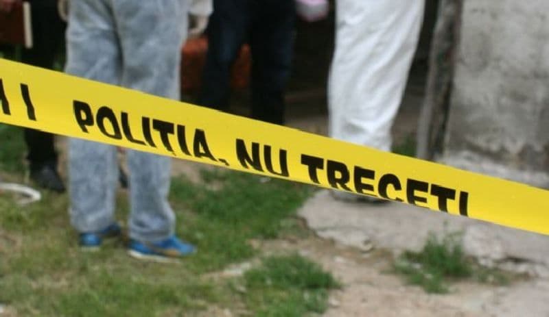 Cruzime fără margini! Un botoșănean și-a omorât fratele geamăn cu 30 de lovituri de cuțit