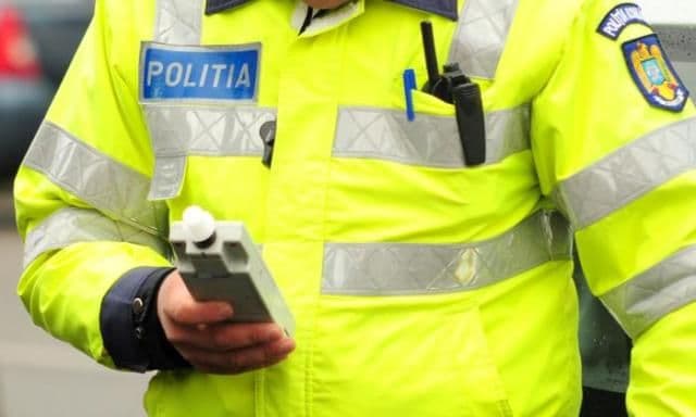 Încă doi botoșăneni depistați la volan sub influența alcoolului