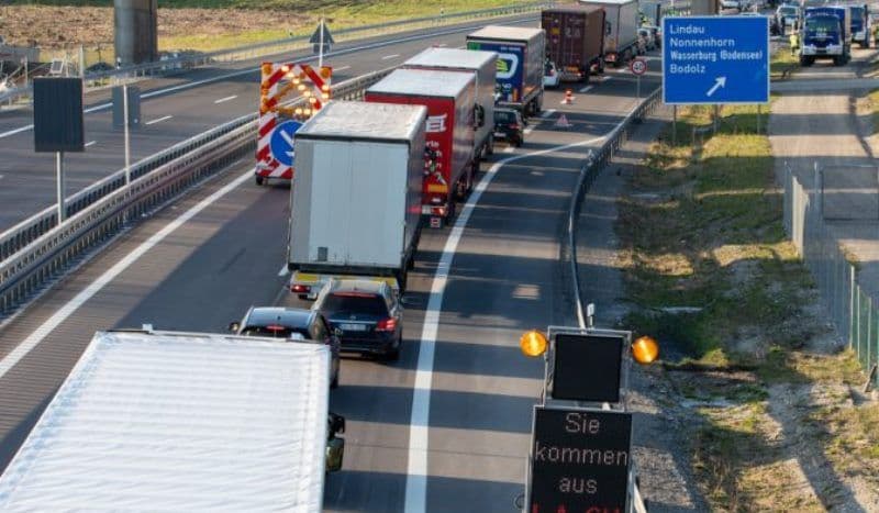 Restricții la granița cu România! Sunt vizate toate persoanele din această categorie