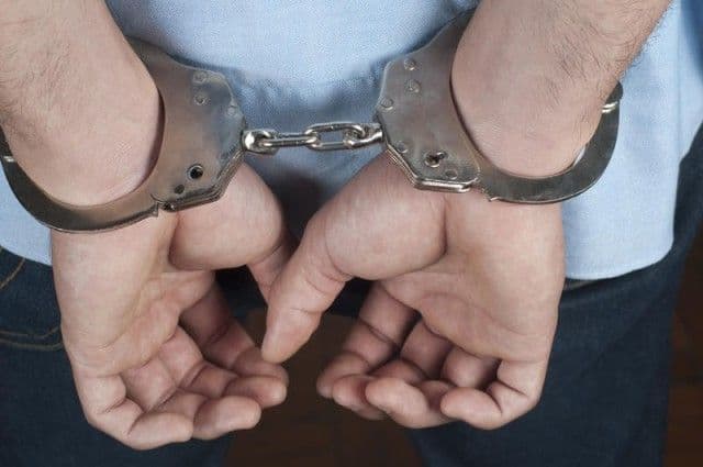 Bărbat de 72 de ani reținut pentru furt
