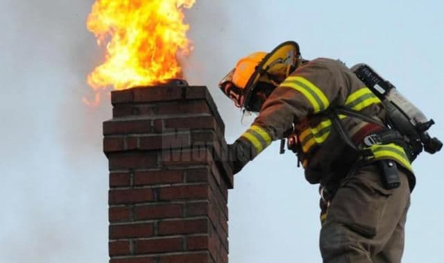 Atenție la coșurile de fum! Două familii din Cristinești și Stăuceni au avut de suferit în urma unor incendii