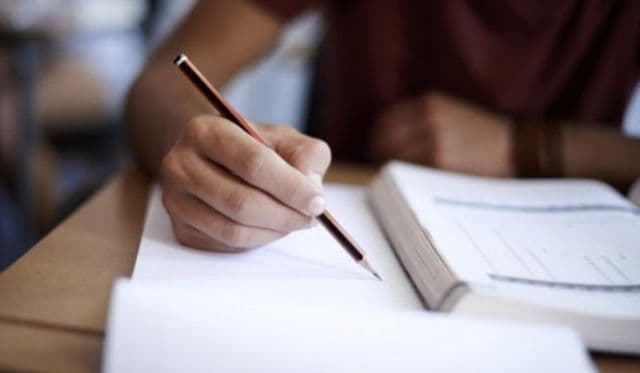 Un singur elev din județul Botoșani a obținut media 10 la simularea Examenului Național de Bacalaureat 2021