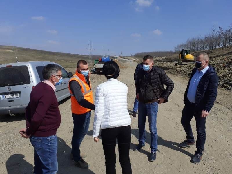 CJ Botoșani: Lucrări pentru stabilizarea a două alunecări de teren - FOTO
