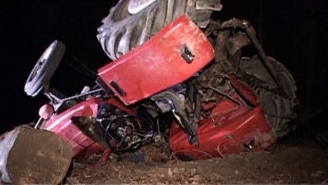 ACCIDENT GRAV! Bărbat prins sub tractor, preluat de terapia intensivă