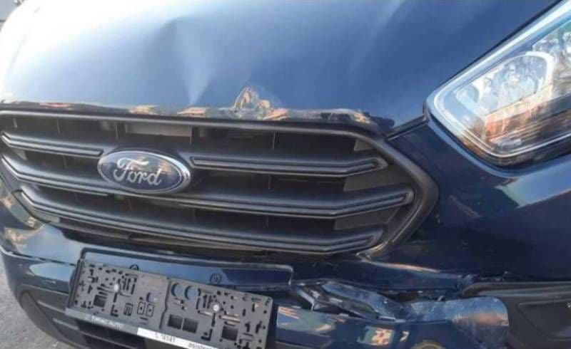 Autoutilitara care transporta vaccinuri anti-COVID spre Iaşi a fost implicată într-un accident