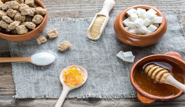 Cum este afectat creierul de consumul de zahăr și carbohidrați