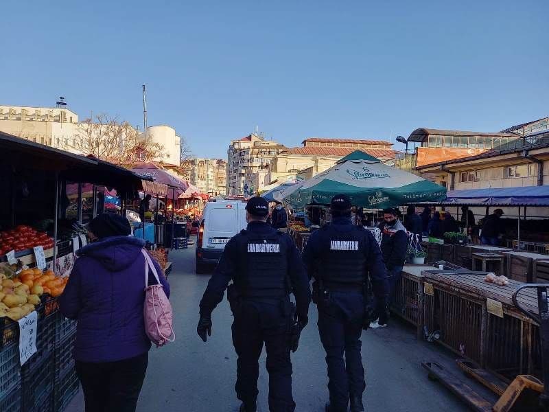 Bărbat pus pe petrecere sancționat de jandarmii botoșăneni