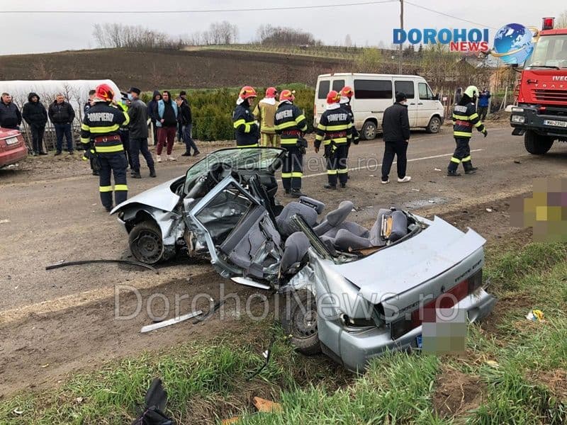 Accident deosebit de grav la ieșirea din Dorohoi! Două persoane au decedat și alte patru au ajuns la spital - FOTO