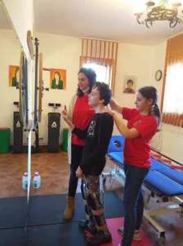 Asociația „Freamăt de speranță” - Alături de copii cu dizabilități