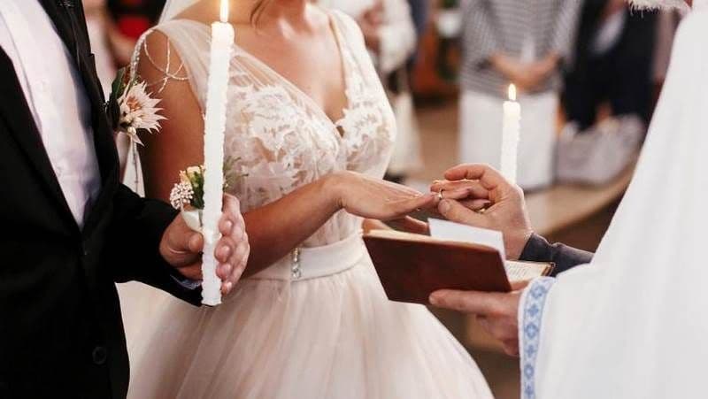 Vești noi pentru persoanele care vor să se căsătorească în acest an. Cum se vor organiza nunțile în România