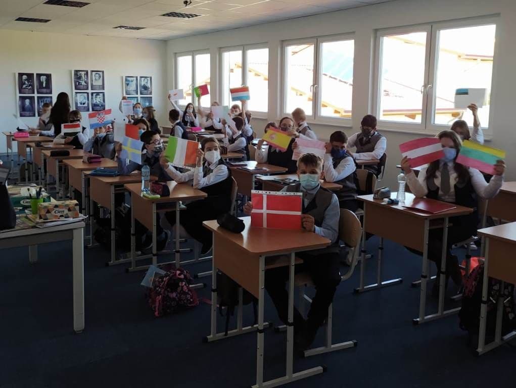9 Mai – Ziua Europei sărbătorită la Școala Gimnazială Cornerstone din Dorohoi - FOTO